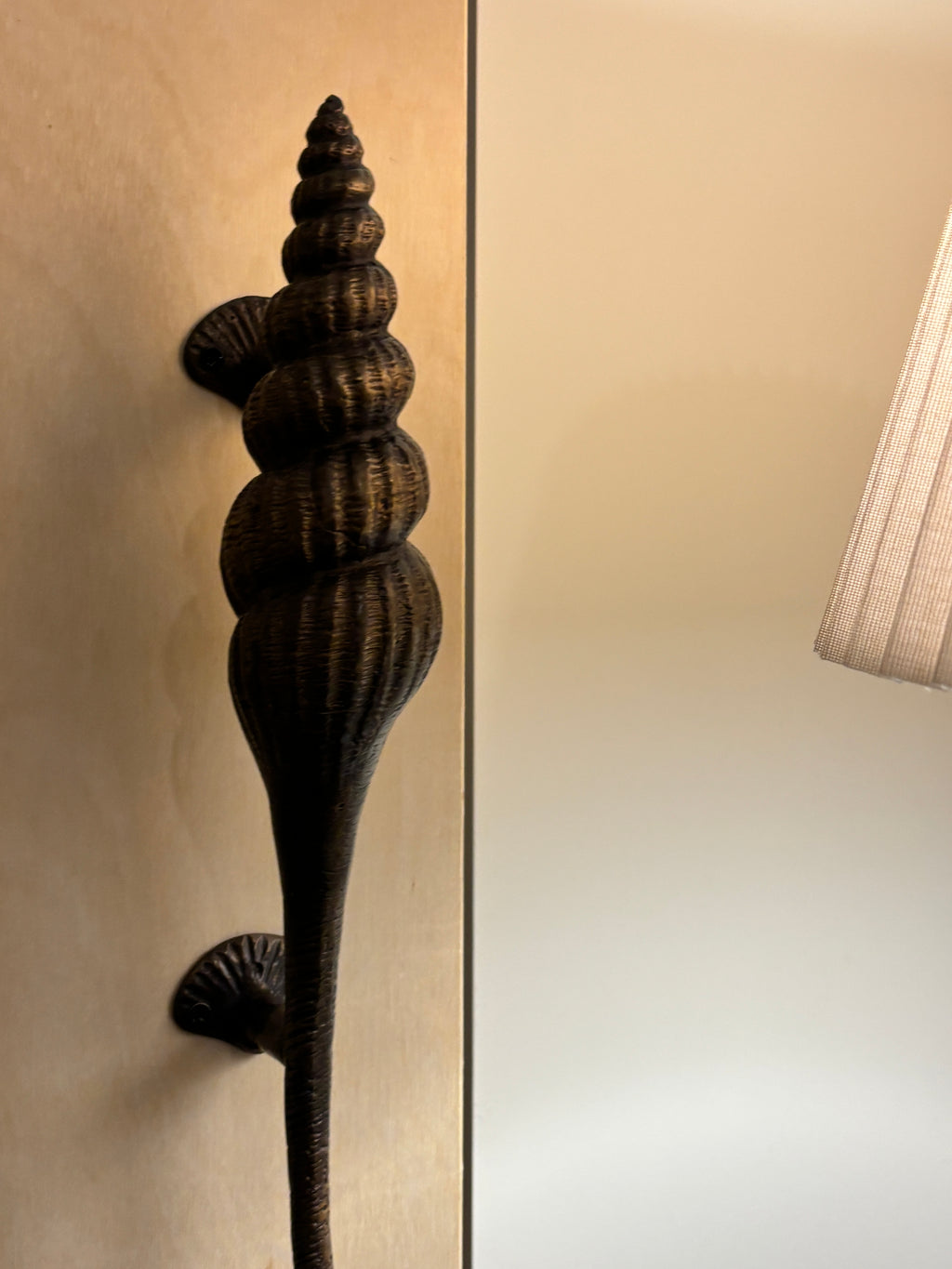 Nautilus Shell Handle