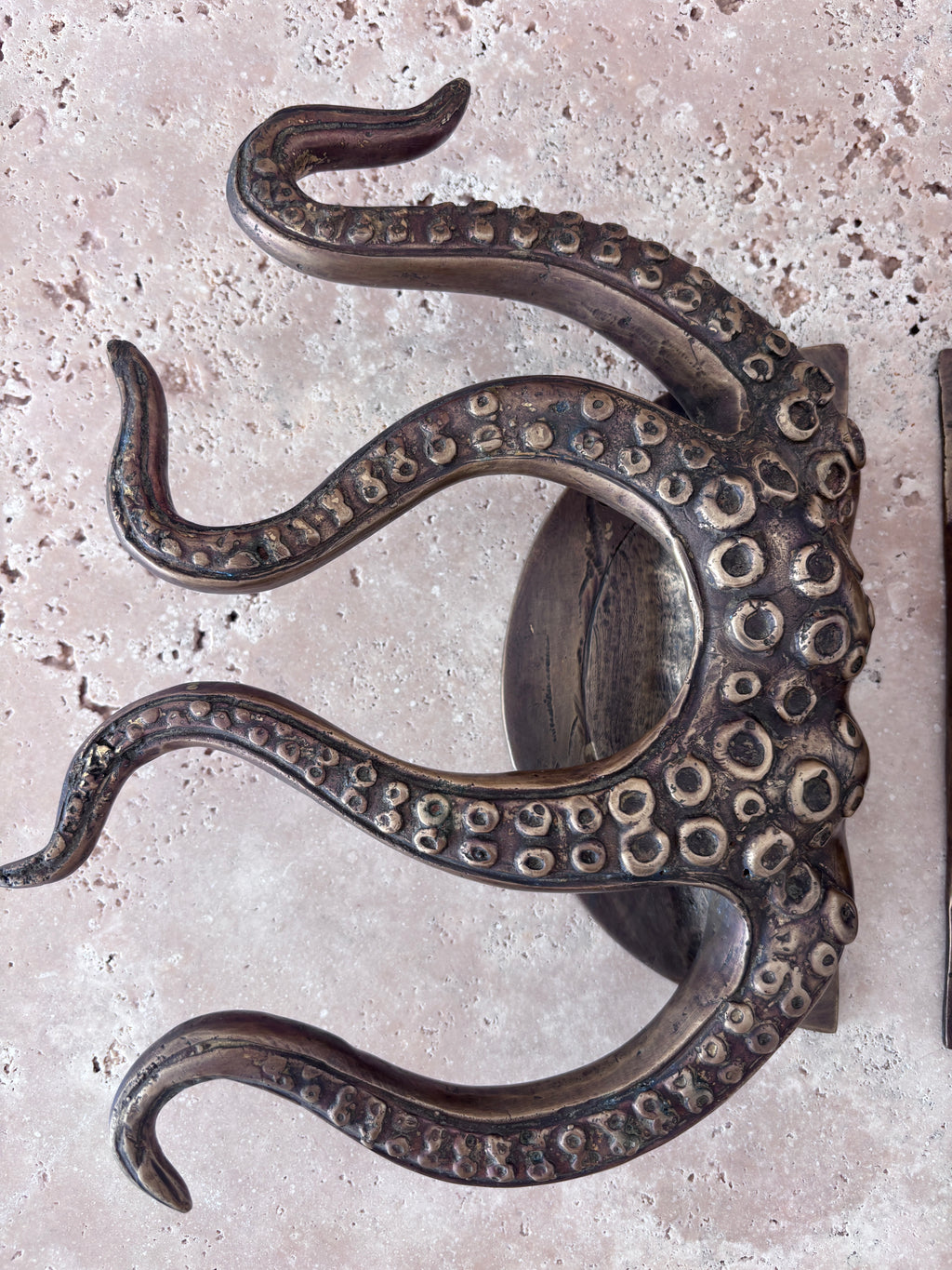 Octopus Tentacle Pull Handle (L)