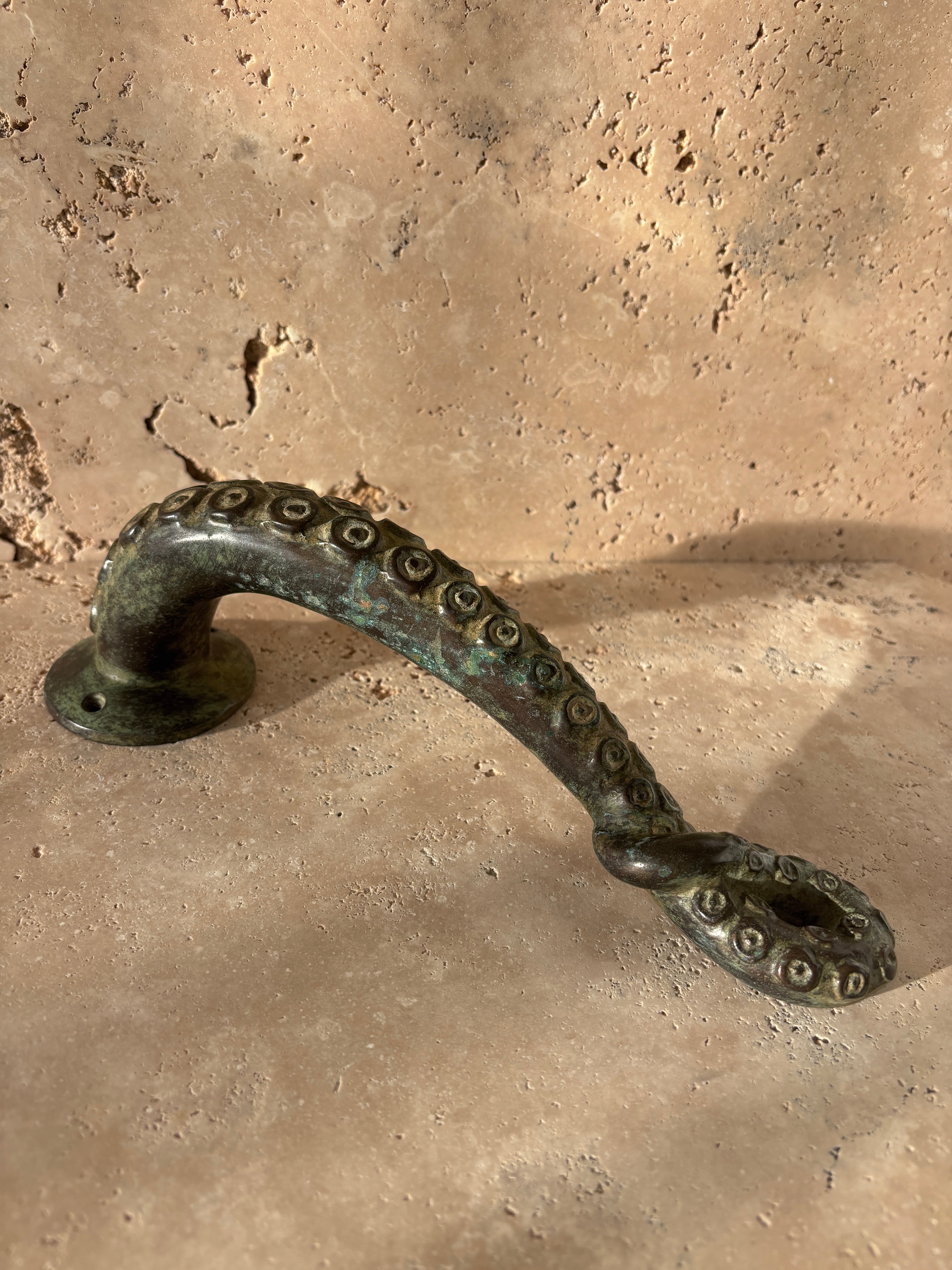 The Tentacle Handle
