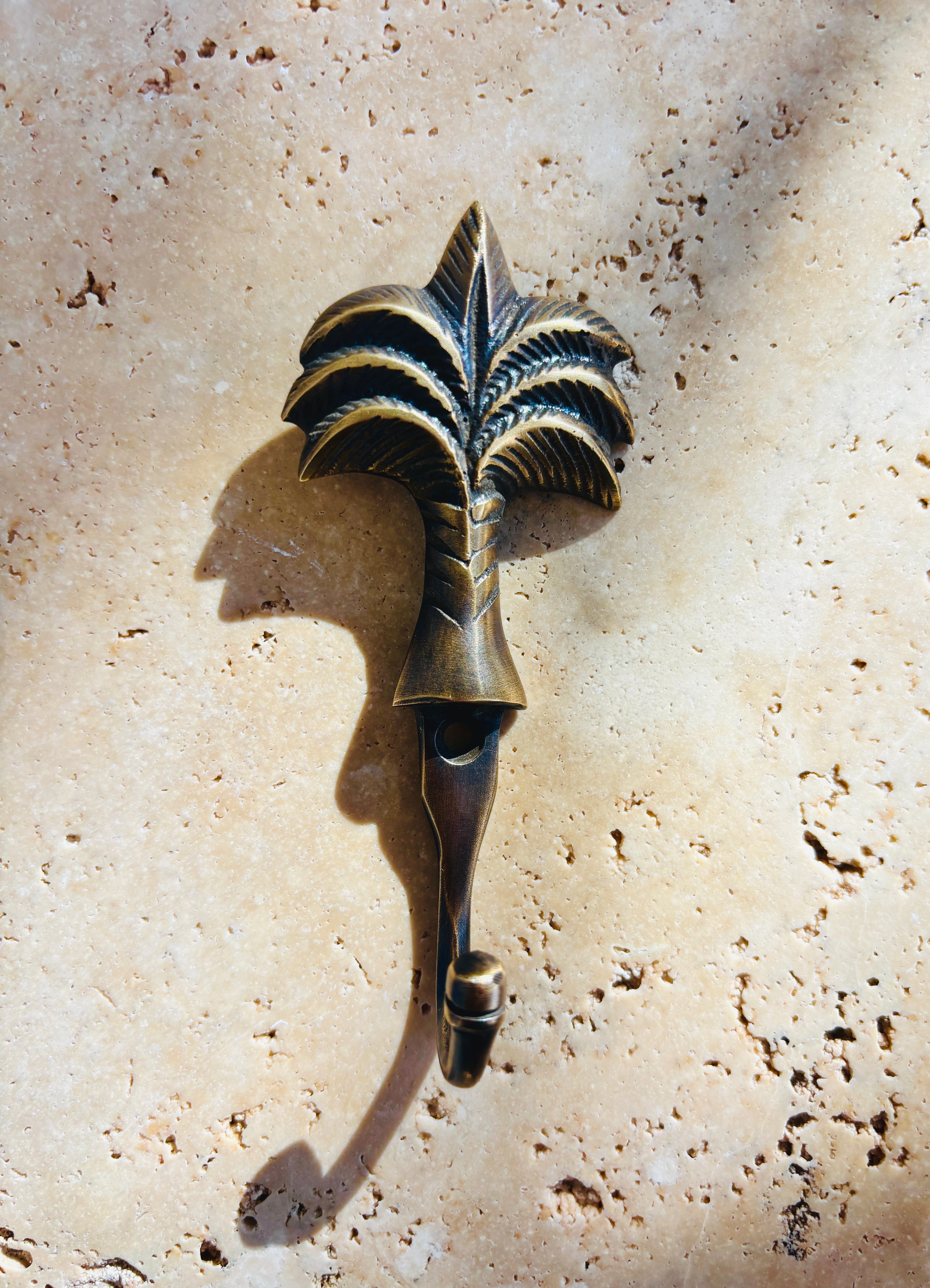 Retro Palm Hook | Small